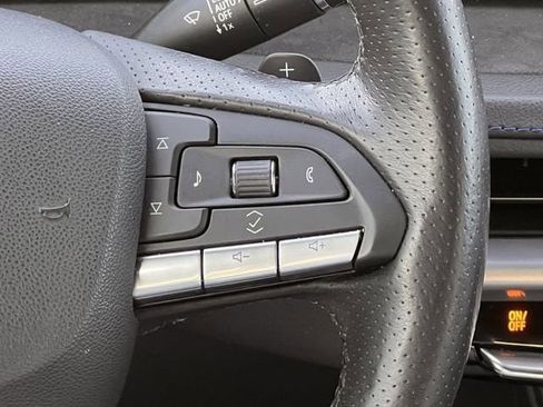 Certified 2024 Cadillac XT4 Sport image 17