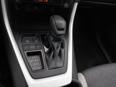 Certified 2023 Toyota RAV4 XLE w/ Convenience Package FWD image 27