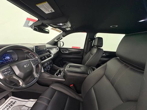 Used 2023 Chevrolet Suburban RST w/ Luxury Package RWD image 11