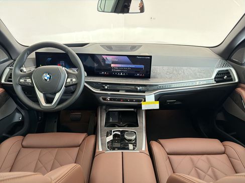 New 2026 BMW X5 xDrive50e w/ Premium Package AWD/4WD image 17