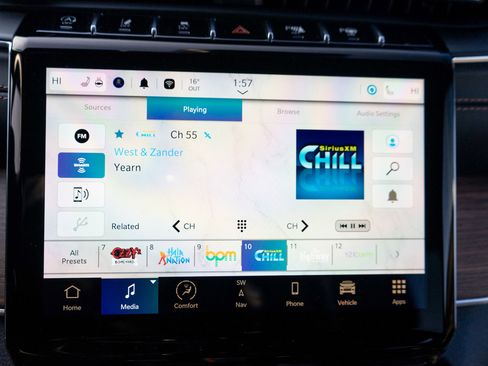 Used 2023 Jeep Grand Cherokee L Summit w/ Advanced Protech Group IV image 16