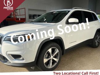 Used 2019 Jeep Cherokee Limited image 1