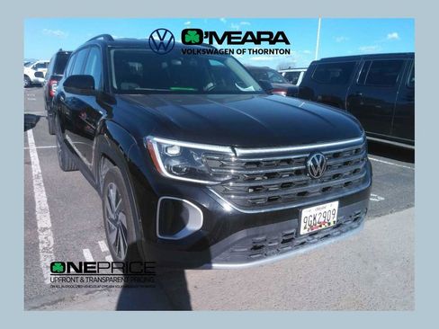 Used 2025 Volkswagen Atlas SE image 1