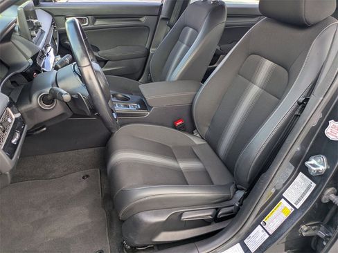 Used 2025 Honda Civic Sport image 14