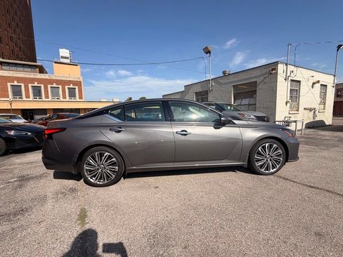 Certified 2025 Nissan Altima 2.5 SL FWD image 8