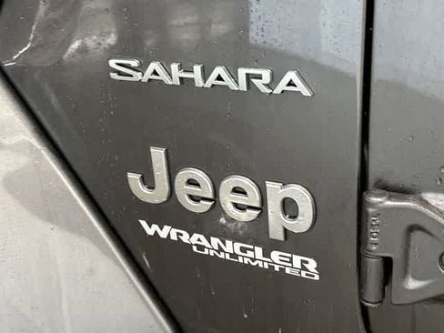 Used 2021 Jeep Wrangler Unlimited Sahara w/ Safety Group image 27
