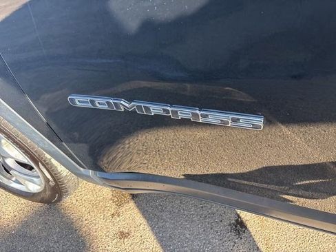 Used 2019 Jeep Compass Limited image 48