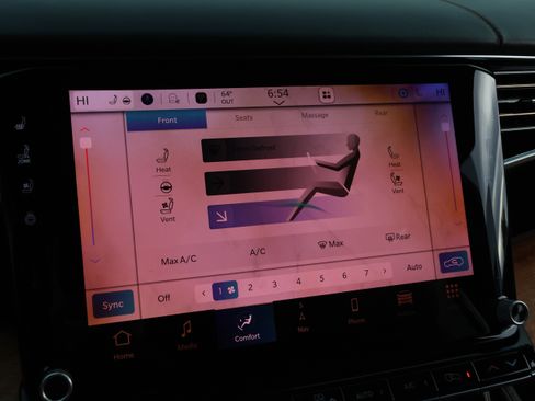 Used 2023 Jeep Grand Wagoneer Series III image 23