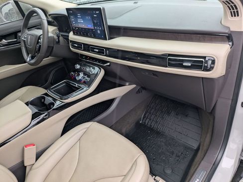 Used 2023 Lincoln Nautilus Reserve w/ Equipment Group 201A image 48