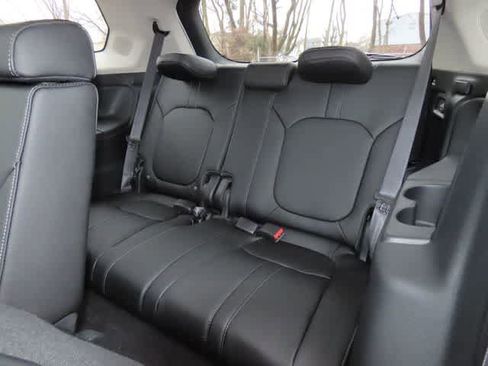 New 2026 Honda Pilot Touring image 16