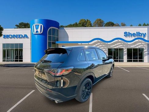 New 2026 Honda HR-V Sport image 8