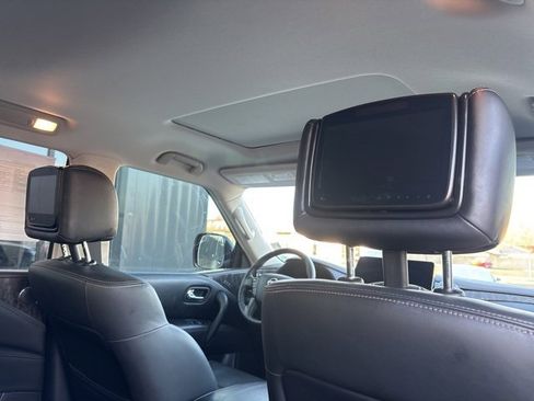 Used 2022 Nissan Armada Platinum w/ Captain's Chairs Package image 16