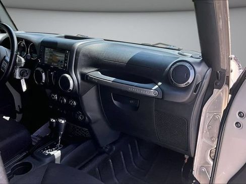 Used 2017 Jeep Wrangler Sport AWD/4WD image 23