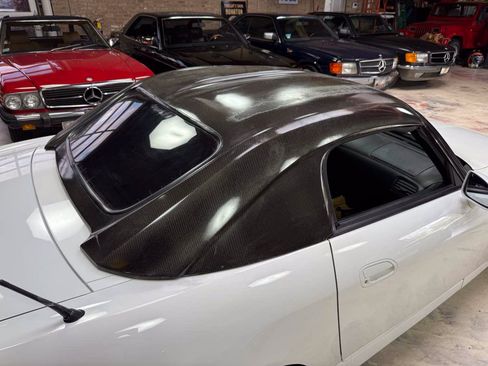 Used 2004 Honda S2000 image 35