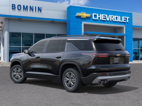 New 2026 Chevrolet Traverse LT image 4