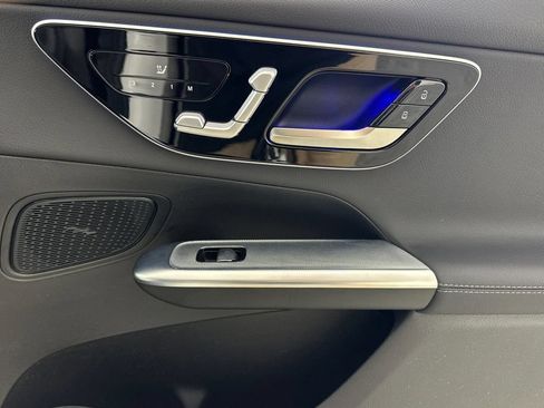 Certified 2026 Mercedes-Benz GLC 300 image 21
