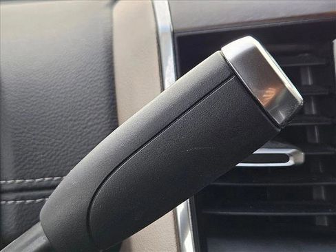 Used 2022 RAM 3500 Laramie image 12