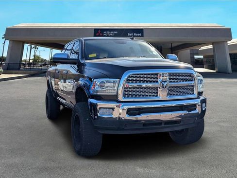 Used 2016 RAM 2500 Laramie w/ Convenience Group image 2