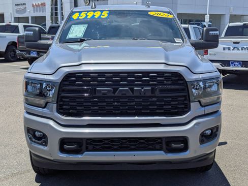 Used 2024 RAM 2500 Big Horn w/ Night Edition AWD/4WD image 6
