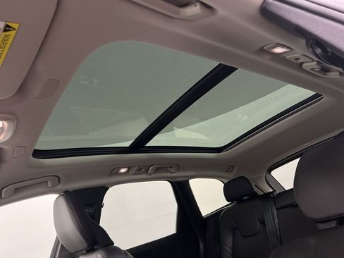 Certified 2025 Volvo XC60 B5 Core w/ Climate Package image 18