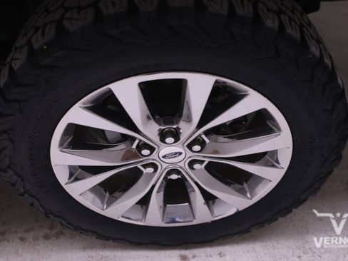 Used 2015 Ford F150 Lariat w/ Equipment Group 502A Luxury image 35