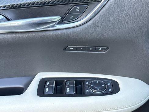 Used 2021 Cadillac XT6 Sport image 19