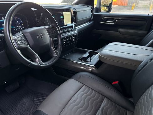 Certified 2024 Chevrolet Silverado 2500 ZR2 w/ ZR2 Bison Edition image 10