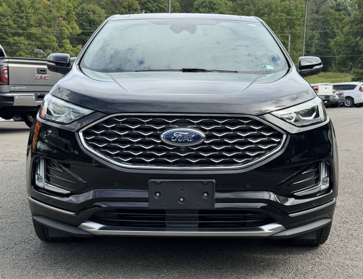 Used 2020 Ford Edge Titanium w/ Equipment Group 301A AWD/4WD image 3