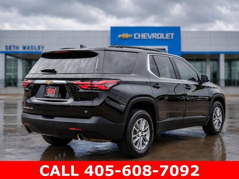 Used 2023 Chevrolet Traverse LT w/ Rear Camera Mirror Package AWD/4WD image 7