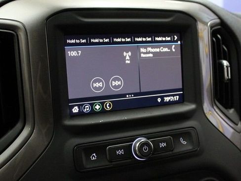 Certified 2020 Chevrolet Silverado 1500 Custom Trail Boss w/ Custom Convenience Package AWD/4WD image 24