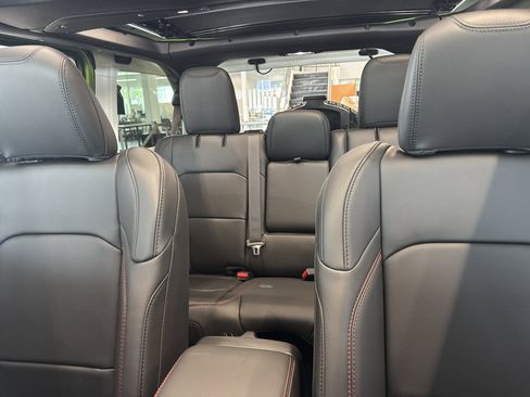 New 2026 Jeep Wrangler Unlimited Rubicon 392 w/ Quick Order Package 27X Moab AWD/4WD image 28