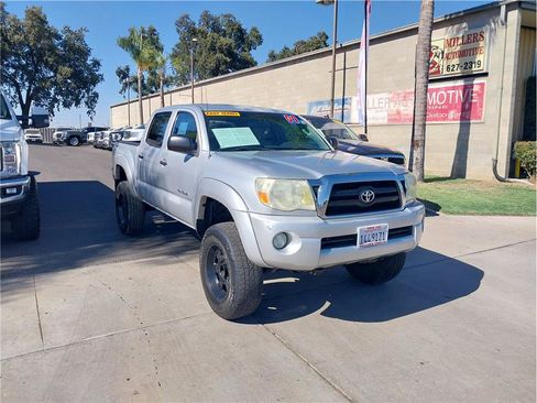 Used 2007 Toyota Tacoma PreRunner w/ TRD Off-Road Pkg #1 RWD image 3
