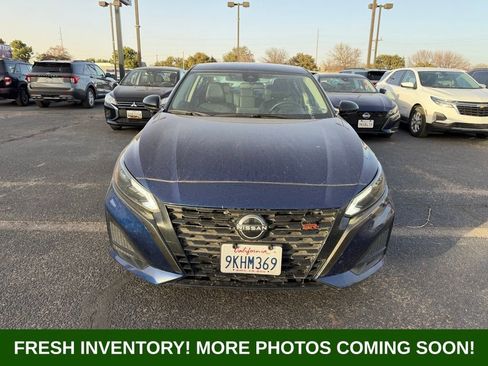 Used 2024 Nissan Altima 2.5 SR image 2