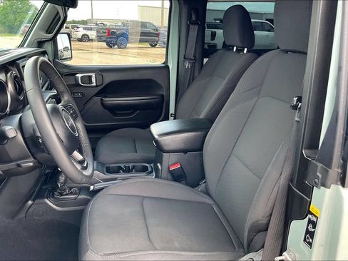 Certified 2023 Jeep Wrangler Sport AWD/4WD image 16