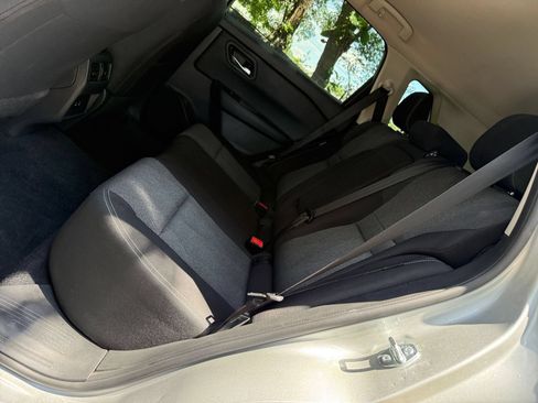 Used 2025 Nissan Rogue SV AWD/4WD image 36