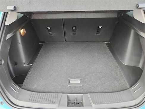 Certified 2025 Chevrolet Trax LT w/ LT Convenience Package image 23