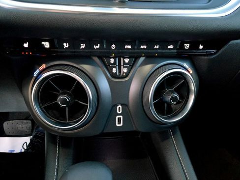 Used 2024 Chevrolet Blazer LT image 26