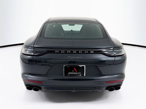 Certified 2023 Porsche Panamera Platinum Edition image 10