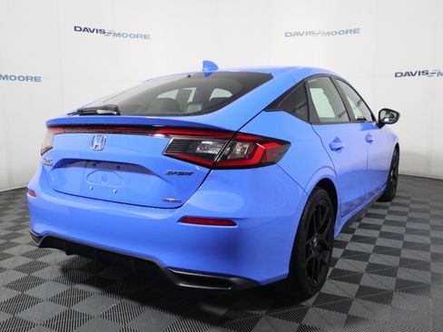 Used 2025 Honda Civic Sport image 5