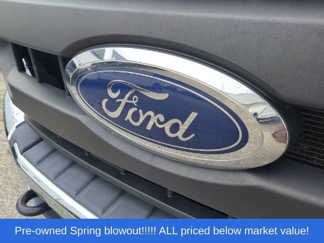Used 2021 Ford F250 XL w/ Power Equipment Group RWD image 11