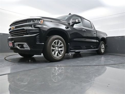 Used 2022 Chevrolet Silverado 1500 High Country w/ Technology Package image 29