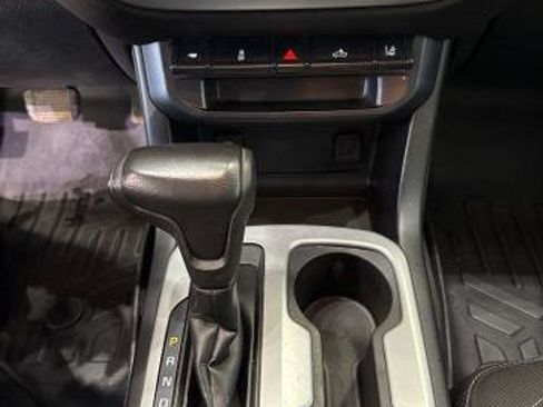 Used 2018 Chevrolet Colorado LT w/ LT Convenience Package AWD/4WD image 21