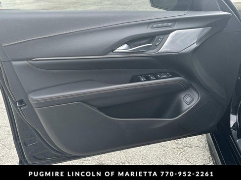 Used 2022 Cadillac CT4 V w/ Navigation Package image 10