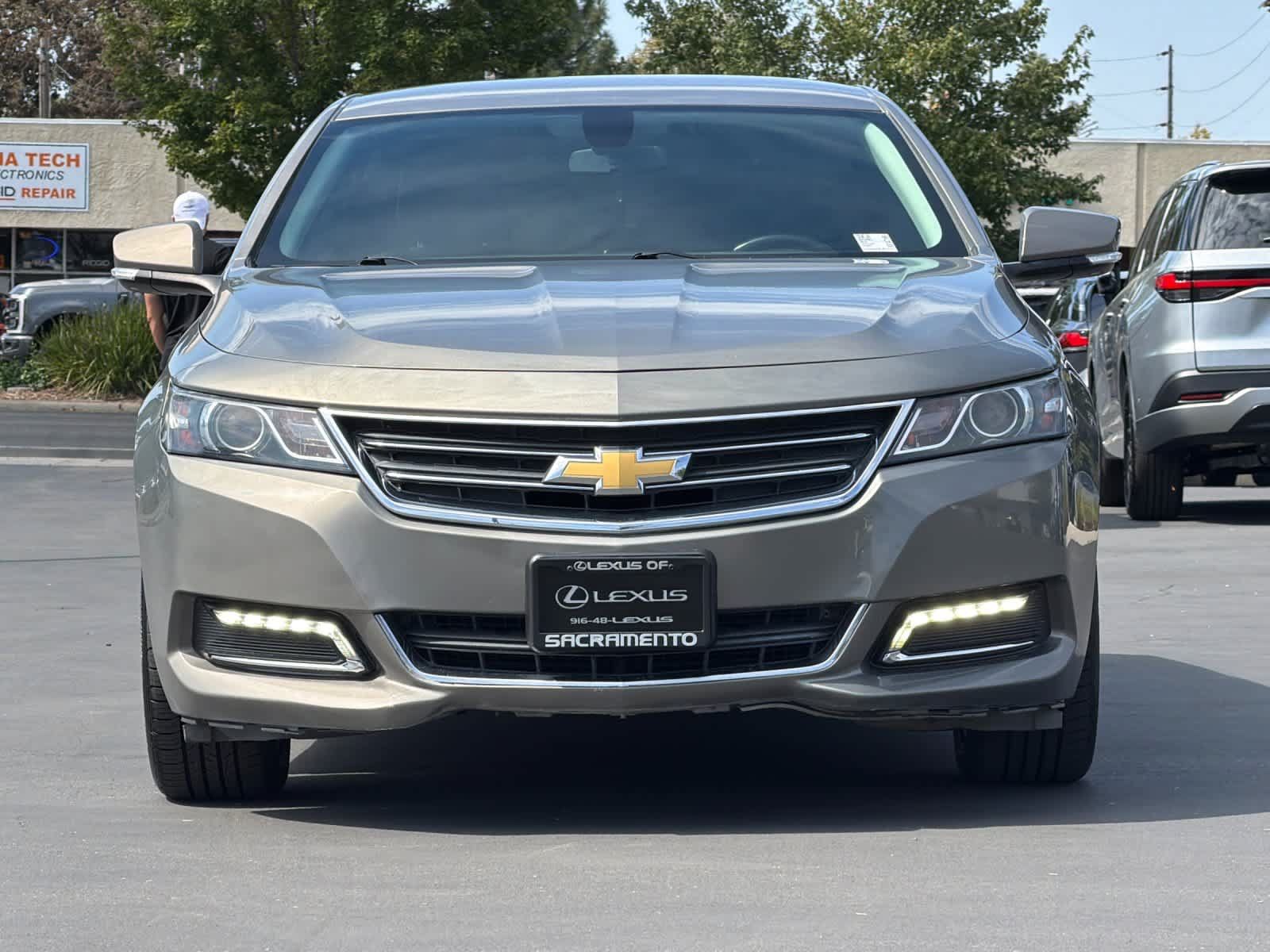 Used 2019 Chevrolet Impala LT FWD image 10