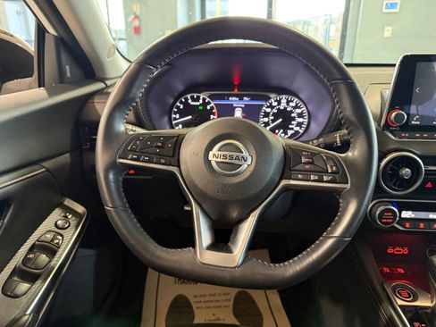 Used 2020 Nissan Sentra SR w/ Trunk Package image 13