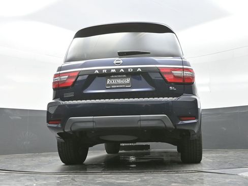 Used 2024 Nissan Armada SL w/ Captain's Chairs Package image 33