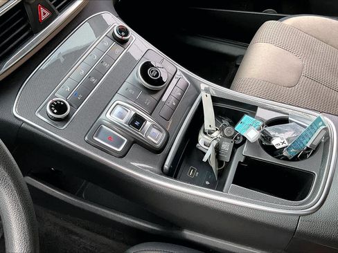 Used 2022 Hyundai Santa Fe SEL w/ Cargo Package image 14