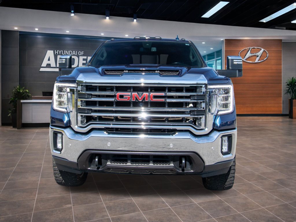 Used 2022 GMC Sierra 3500 SLT w/ SLT Premium Package AWD/4WD image 4
