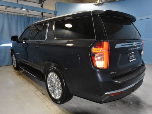 Used 2023 Chevrolet Suburban LT w/ LT Signature Package AWD/4WD image 33