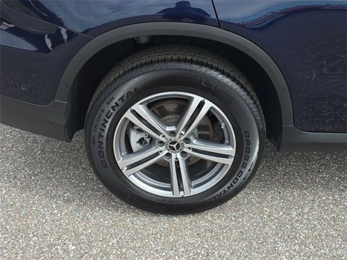 Used 2022 Mercedes-Benz GLC 300 4MATIC image 5